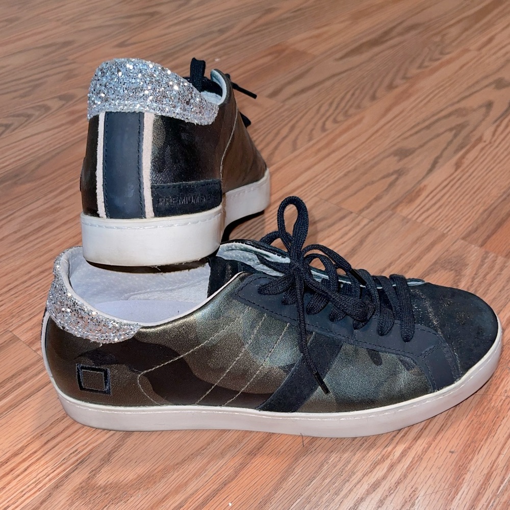 D.A.T.E Hill Low Fantasy Camo Sneaker